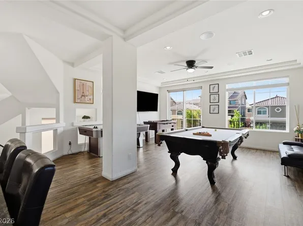 6414 Jackson Spring Rd, Las Vegas, NV 89118