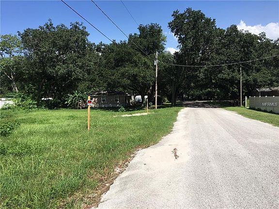 4th image of 10228 Ellen Ave