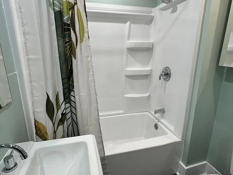 1625 S Maple Rd — Photo 26