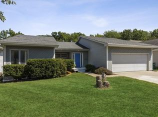4717 66th St, Urbandale, IA 50322