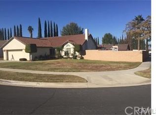 2114 Woodlawn Dr, Corona, CA 92882