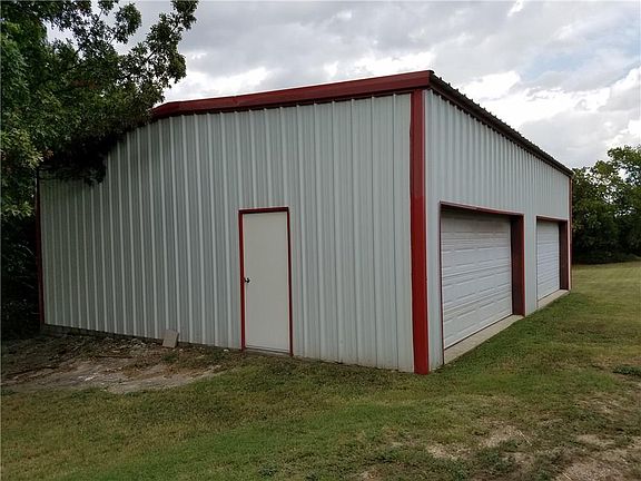 3rd image of 1202 Fm 1446