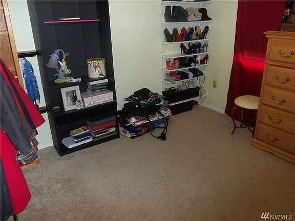 5th image of 314 Madrona Dr N
