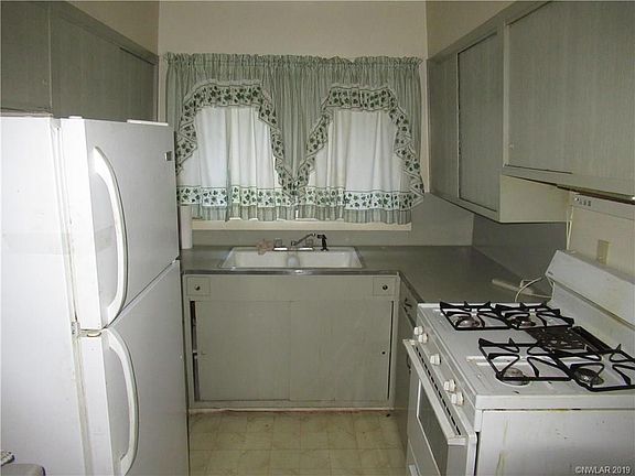 2nd image of 1619 Joy Dr