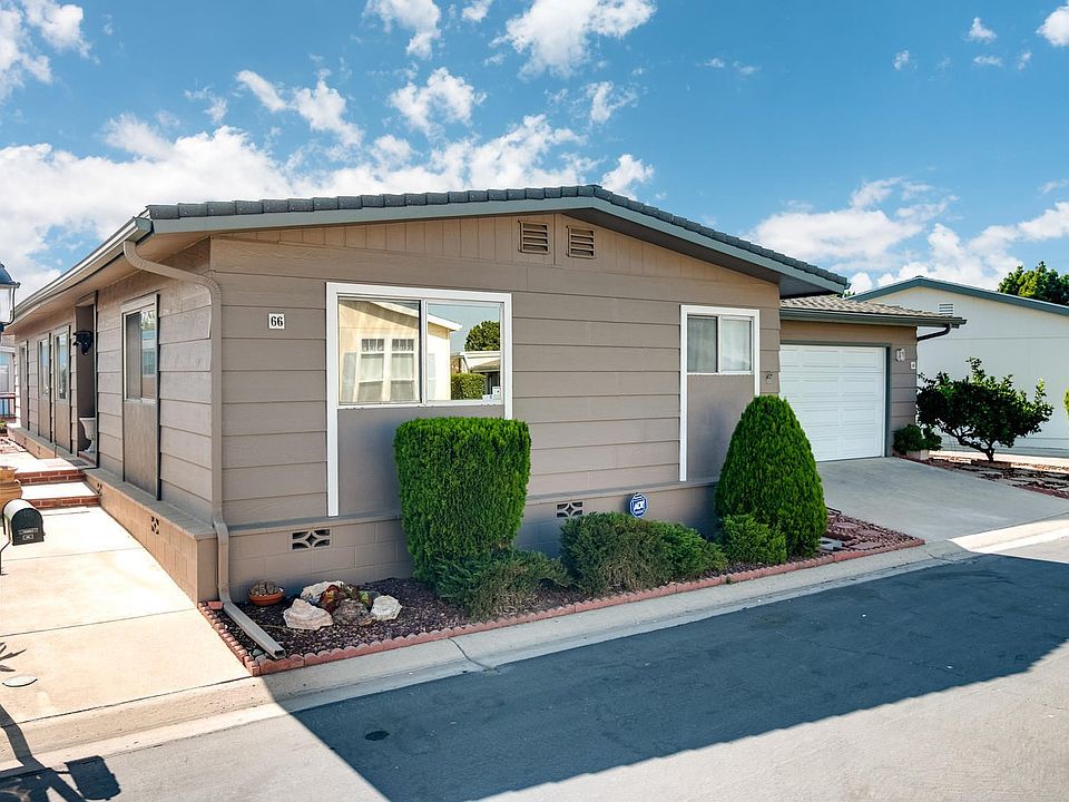 66 Poinsettia Gardens Dr-001-18-Front Ex