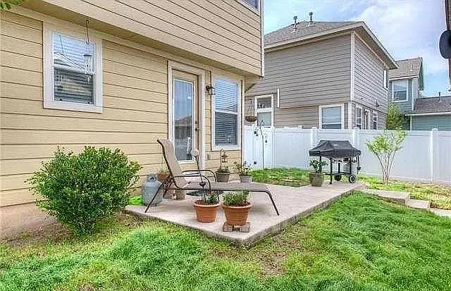 1716 Lost Maples Loop — Photo 7