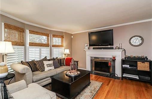 2016705_3