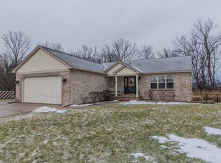 46277 Jasmine Ct, Chesterfield, MI 48047