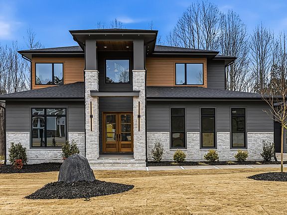 2nd image of 3918 Cedar Knolls Dr