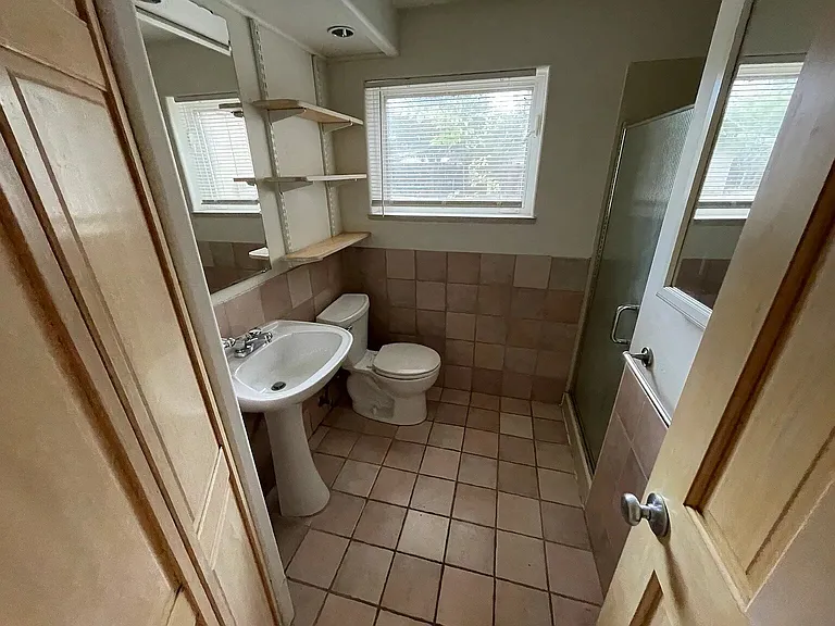 4464 Hamilton Ct — Photo 7