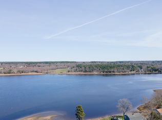 3 Berkley Ave, Assonet, MA 02702