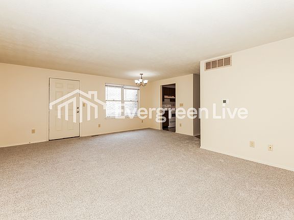 4th image of 8655 Baton Rouge Dr