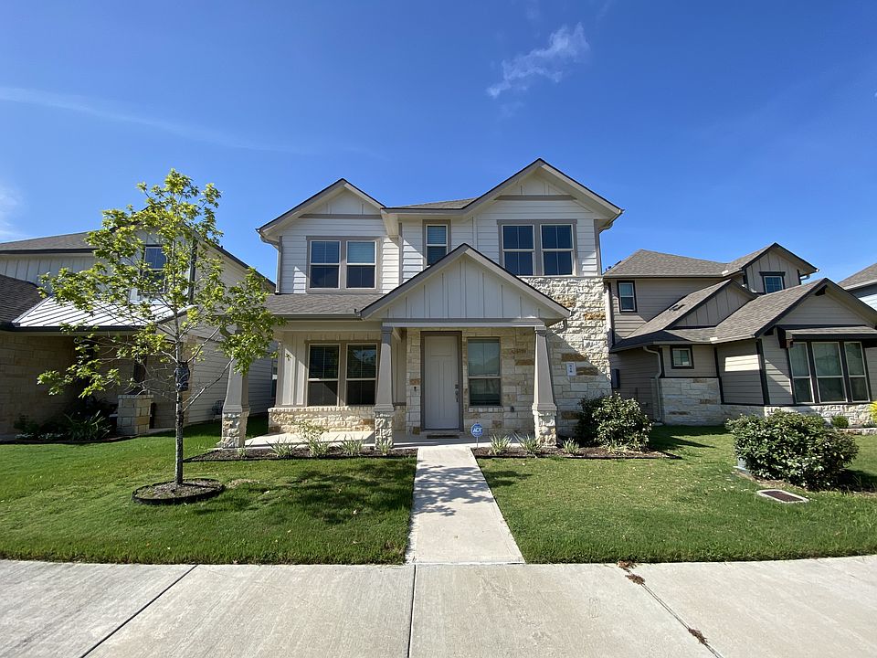 1st image of 818 Mineral Wells Ln
