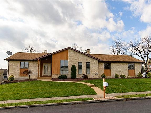 2nd image of 3135 Sodl Ln