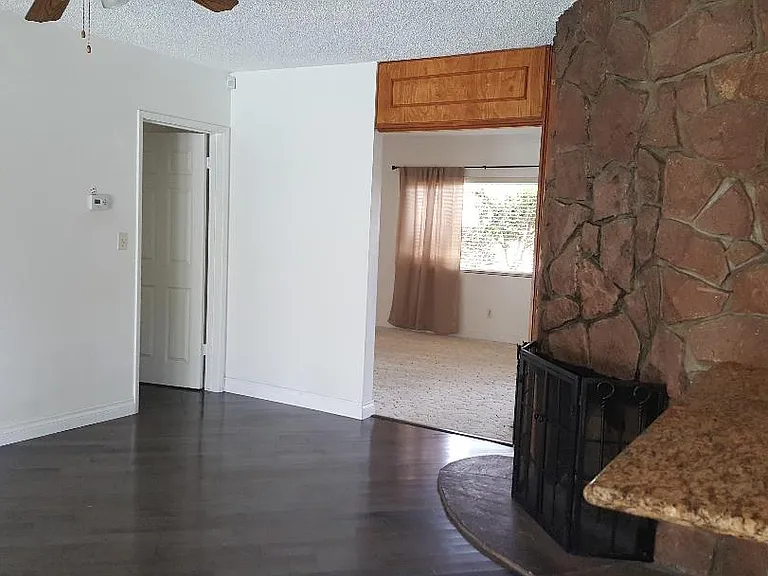 Olive Ave — Photo 1