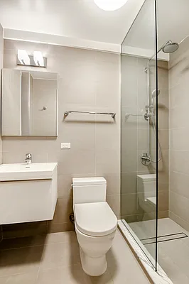 Rented by Compass | media 9