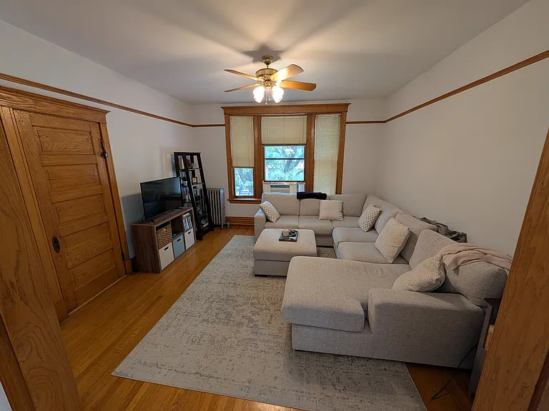 3459 N Marshfield Ave #2 — Photo 4