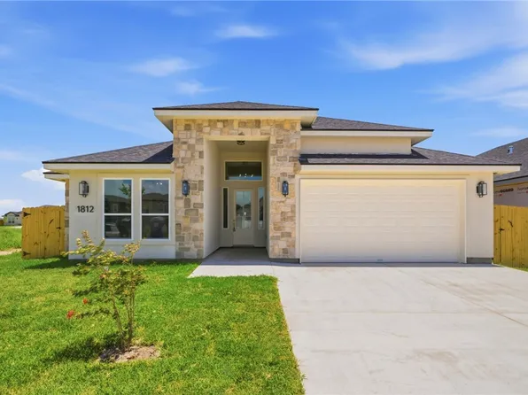 1812 Clapper Rail Dr, Portland, TX 78374