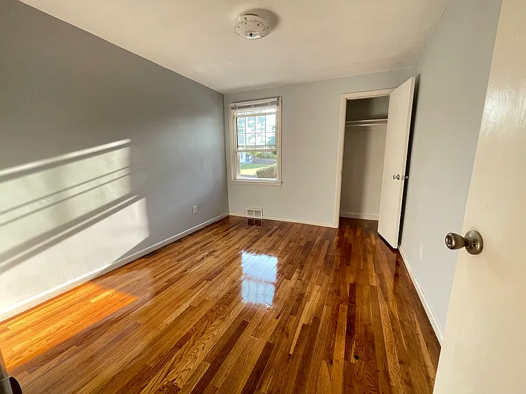29 Pinebrook Dr — Photo 11