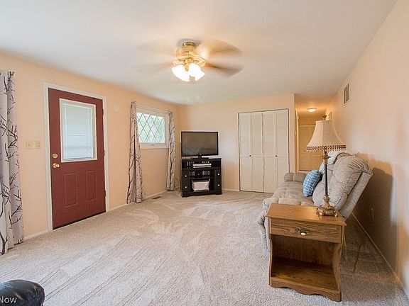 2nd image of 6146 Campbell Rd