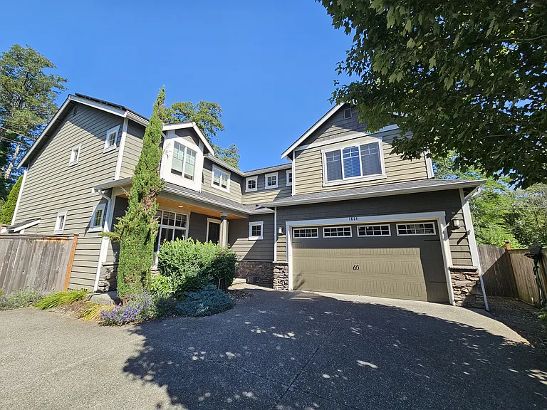 1631 241st St SW — Photo 26