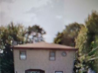 16 S 31st St, Wyandanch, NY