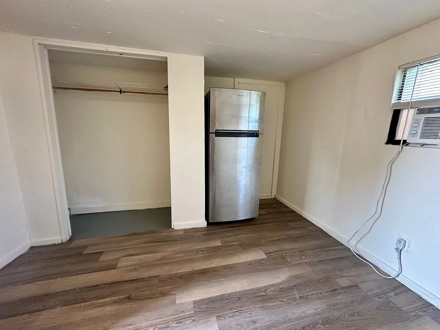 8115 Tolles Dr — Photo 1