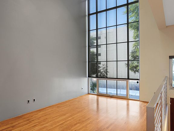 5th image of 1575 Kettner Blvd