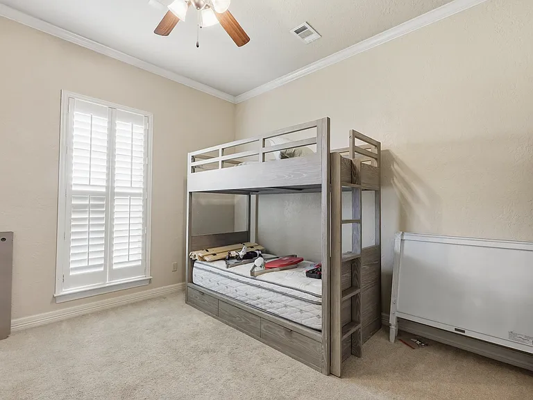6470 Claybourn Dr — Photo 15