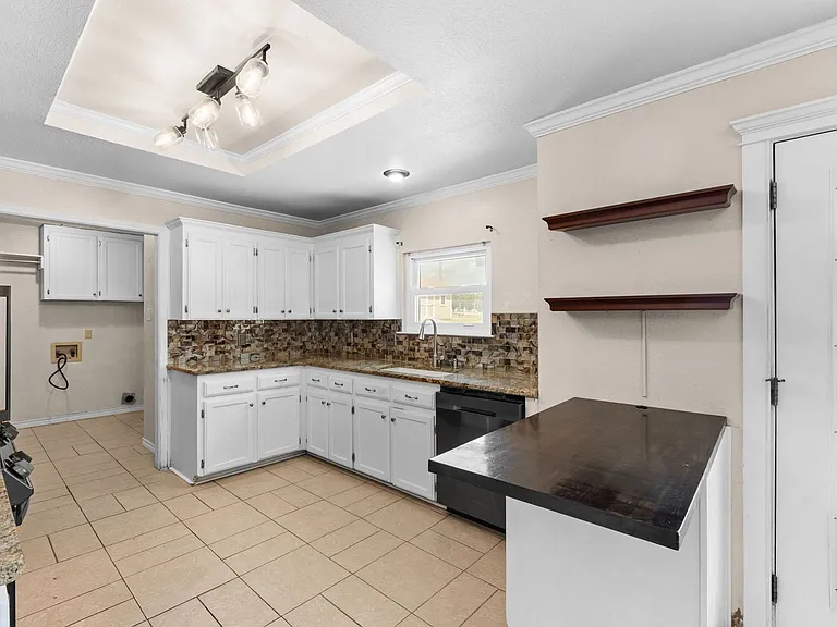 122 County Road 4936 — Photo 53