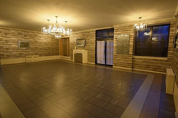 Rented by Carnegie Management Inc | media 24