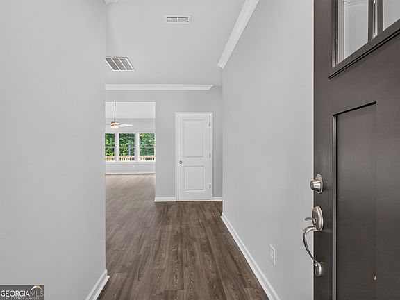 3rd image of 321 Shoals Trl