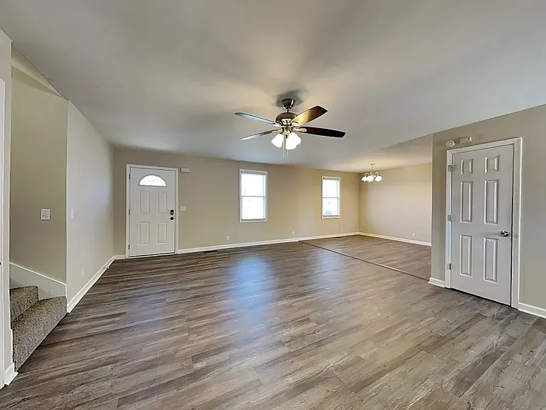 767 Rowan Dr — Photo 8
