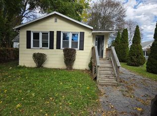 303 Melrose Dr, Syracuse, NY 13212