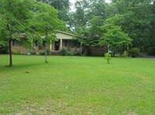 1009 Glendale Dr, Aberdeen, NC 28315