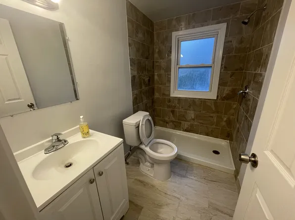 Martin Luther King Junior Boulevard South - 86, 86 Martin Luther King Jr Blvd S, Pontiac, MI 48342