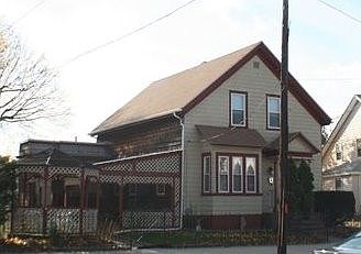 1st image of 95 Taunton Ave #1