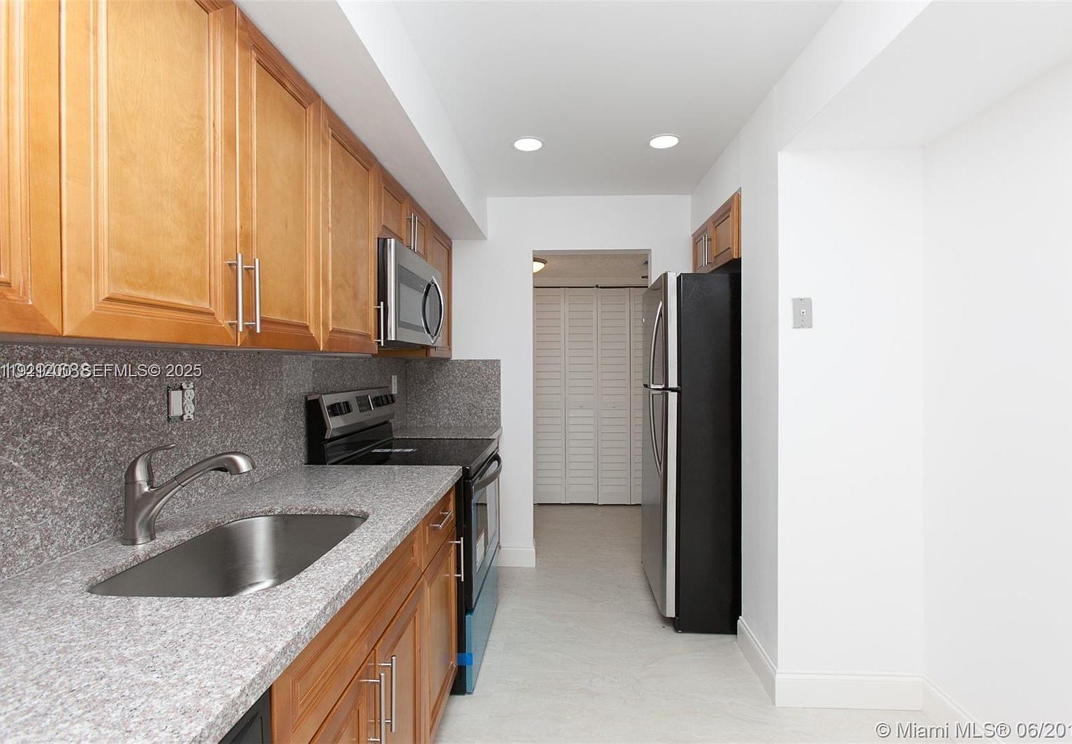 3821 Environ Blvd APT 107