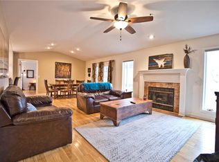 15 Rosedale Ln, Bella Vista, AR 72715