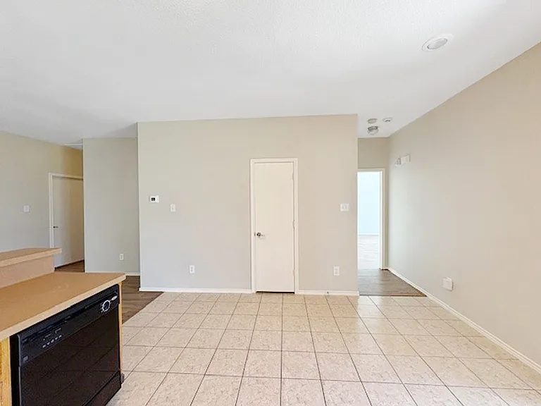 9716 Minton Dr — Photo 11