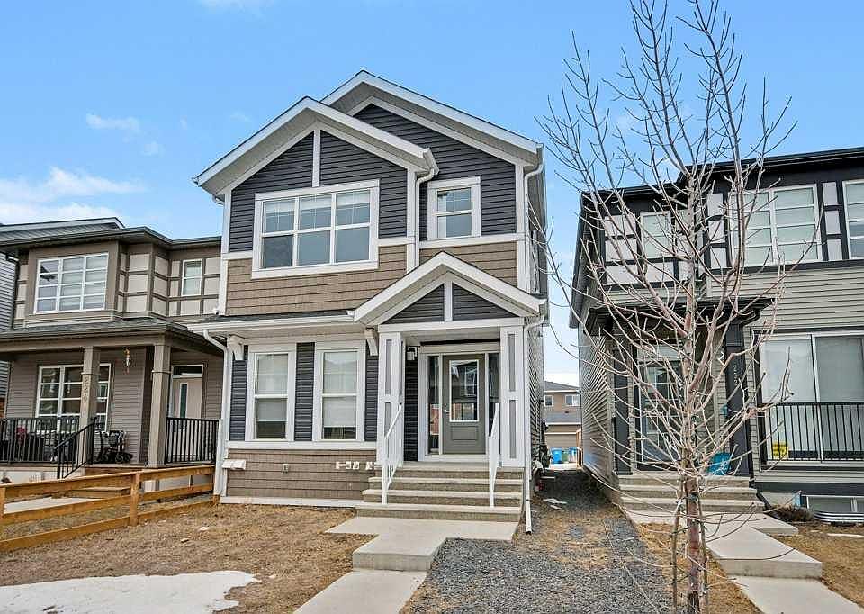 1st image of 228 S Walgrove Way SE