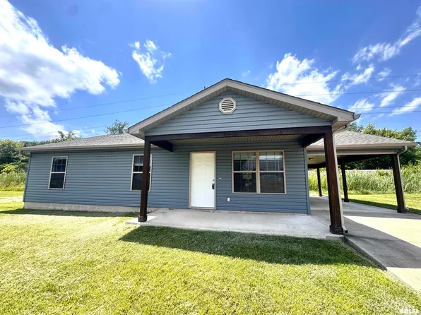 1815 Bridge St, Marion, IL 62959