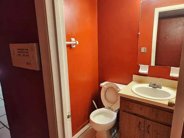 1206 SW 61st Ter #1206 — Photo 3
