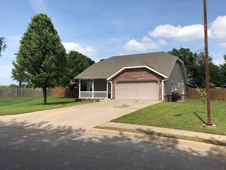 1st image of 1509 Michael Ln