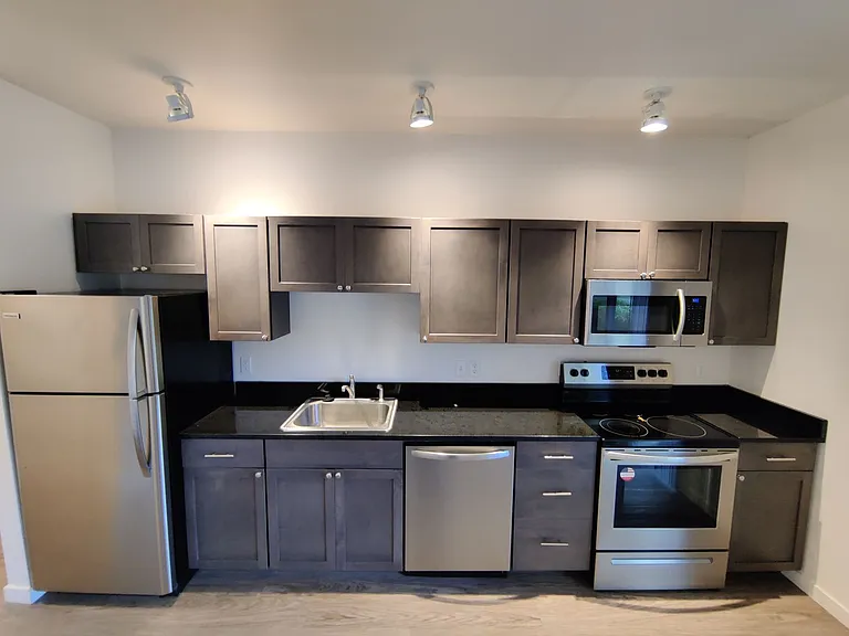 722 N 4th St — Photo 15