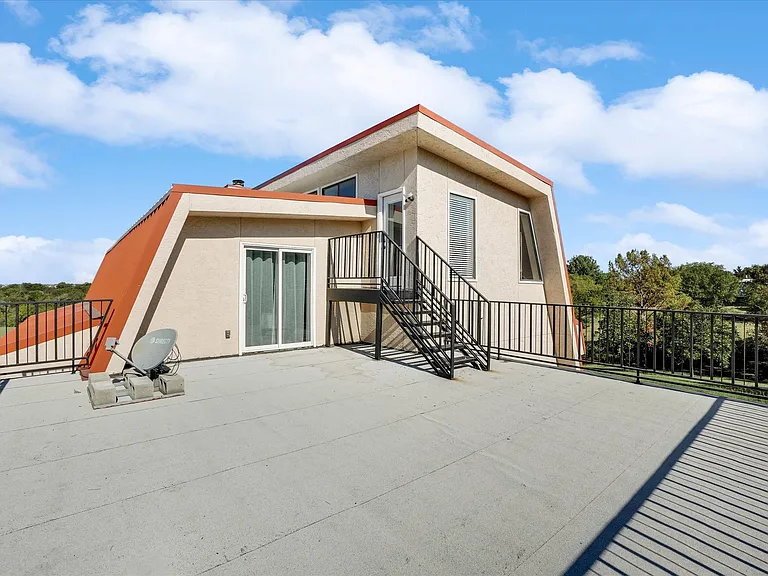 211 Goodson Way — Photo 42