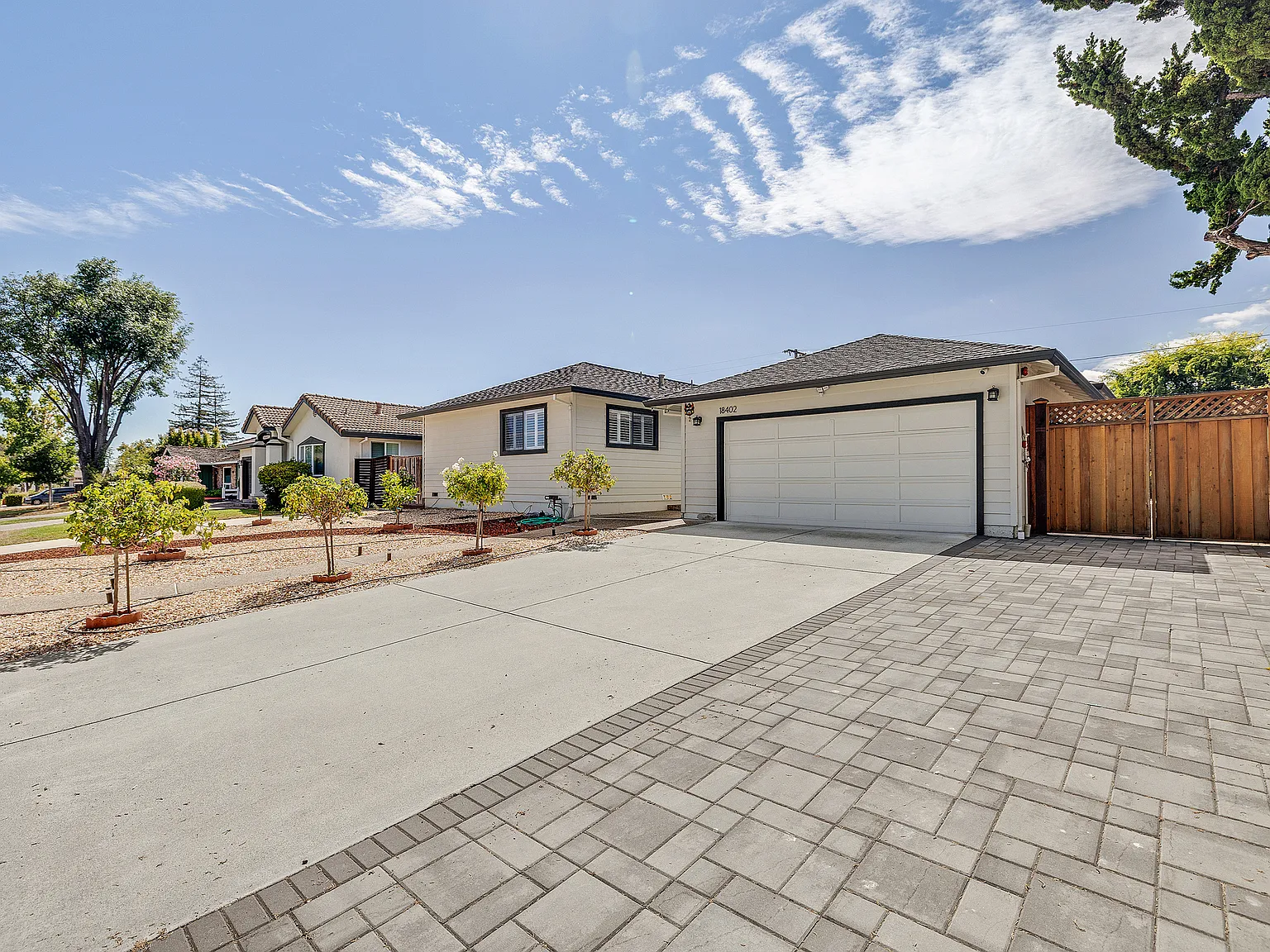3 bed, 1727 sqft, $7,000 — Photo 2