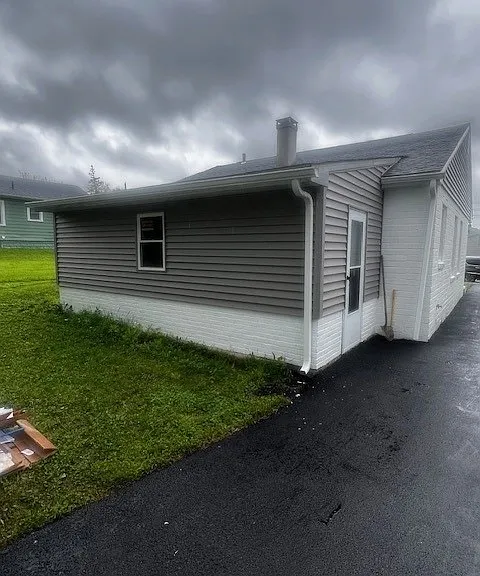 411 Wesley Ave — Photo 18