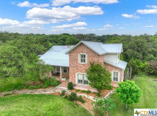 422 Summerside Dr, New Braunfels, TX 78132