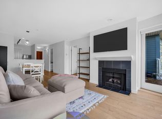 2575 W 4th Ave #404, Vancouver, BC V6K1P5